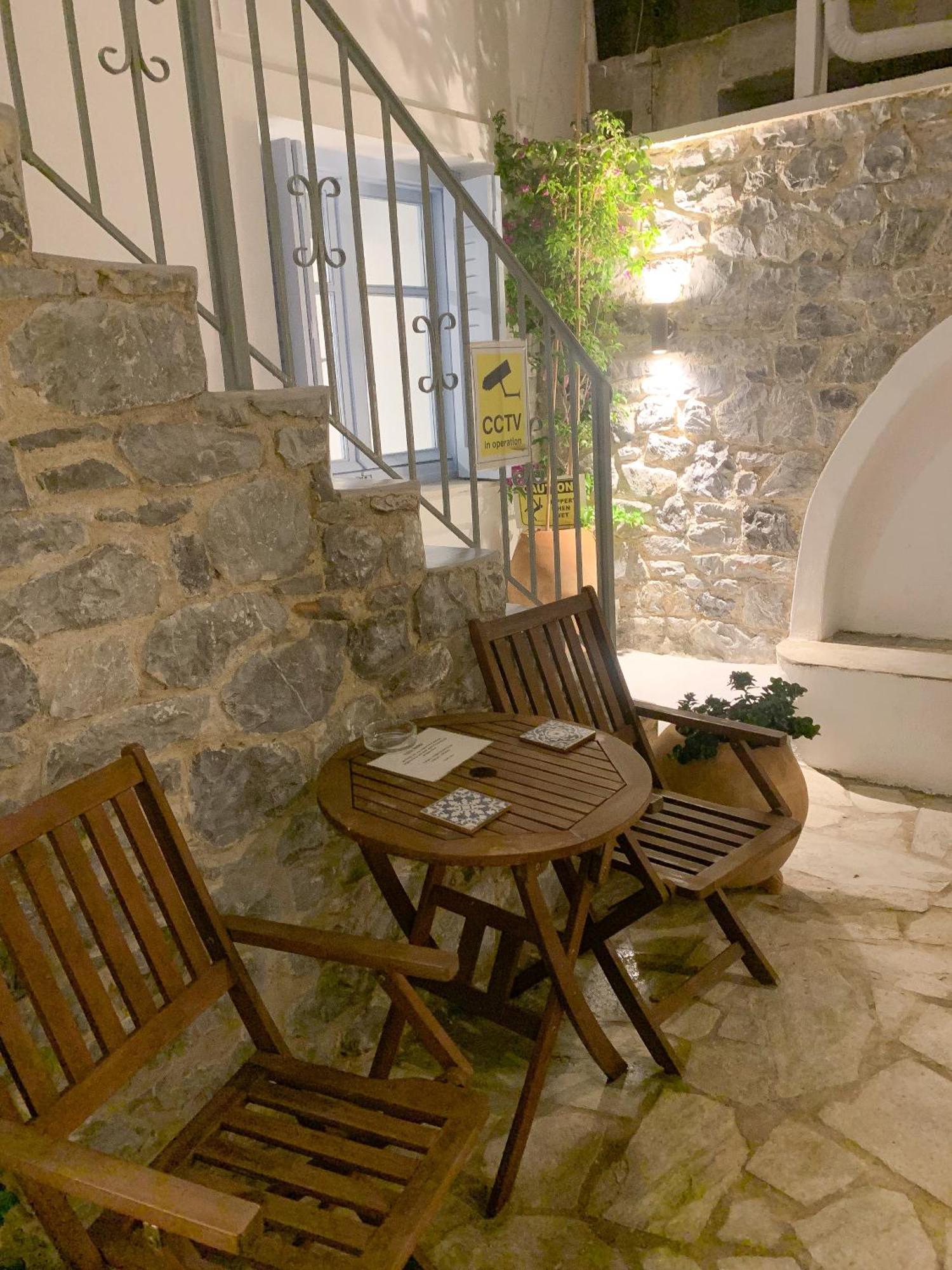Okeanos Apartment Skiathos Town Bagian luar foto